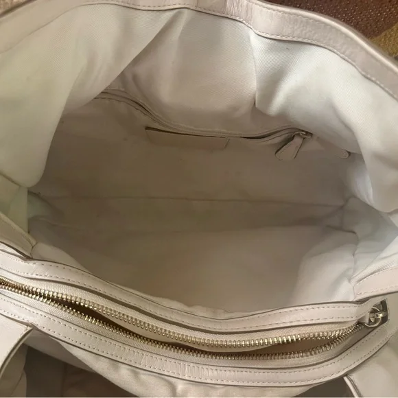 Coach Madison Carlyle Shoulder Bag Chalk Leather F37637 Hobo Tote Purse - Picture 14 of 15